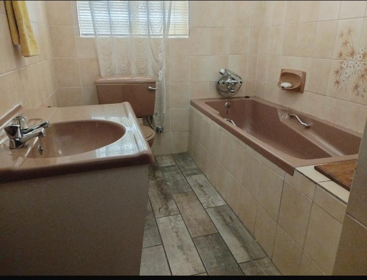3 Bedroom Property for Sale in Chrismar Western Cape